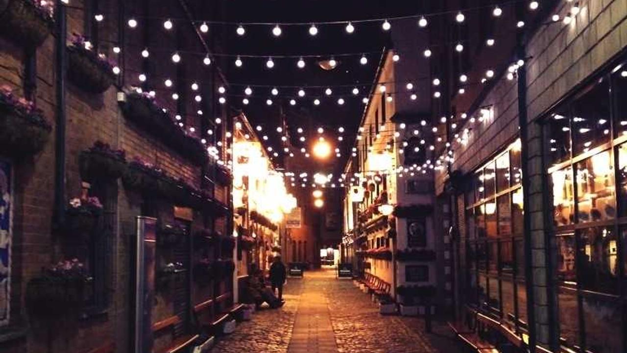 Reese at the Gallery