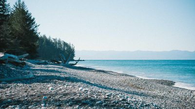 Uma at the Beach House